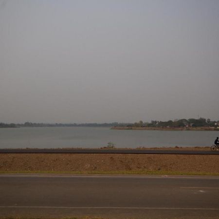 Ratchapreuk Resort Kalasin Εξωτερικό φωτογραφία